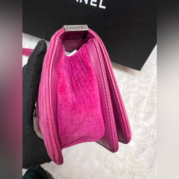 CHANEL Pink Velvet Quilted Small Boy Bag-17334532 - Picture 3 of 15